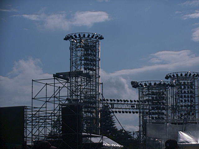 �X�e�[�W�Z�b�g