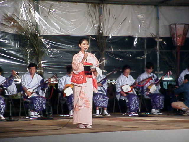 司会の広川奈美子さん